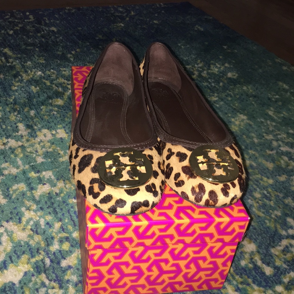 Tory Burch size 6.5 leopard calf hair flats